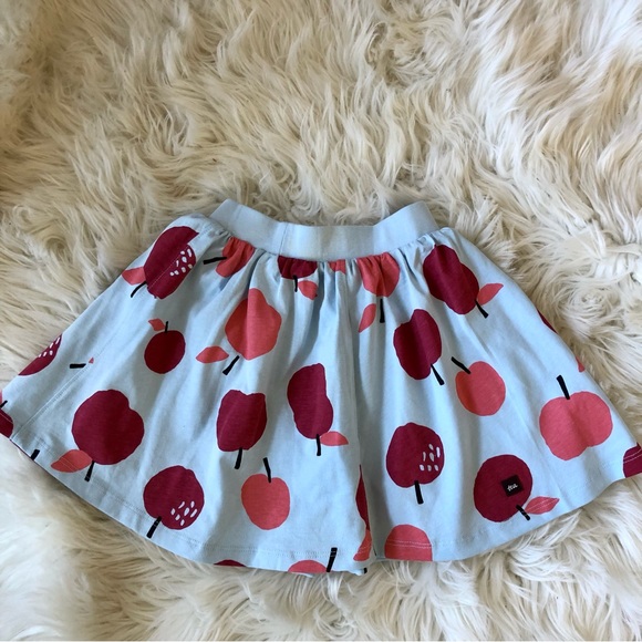 NWT Tea Collection apple a day twirling skirt - Picture 4 of 9